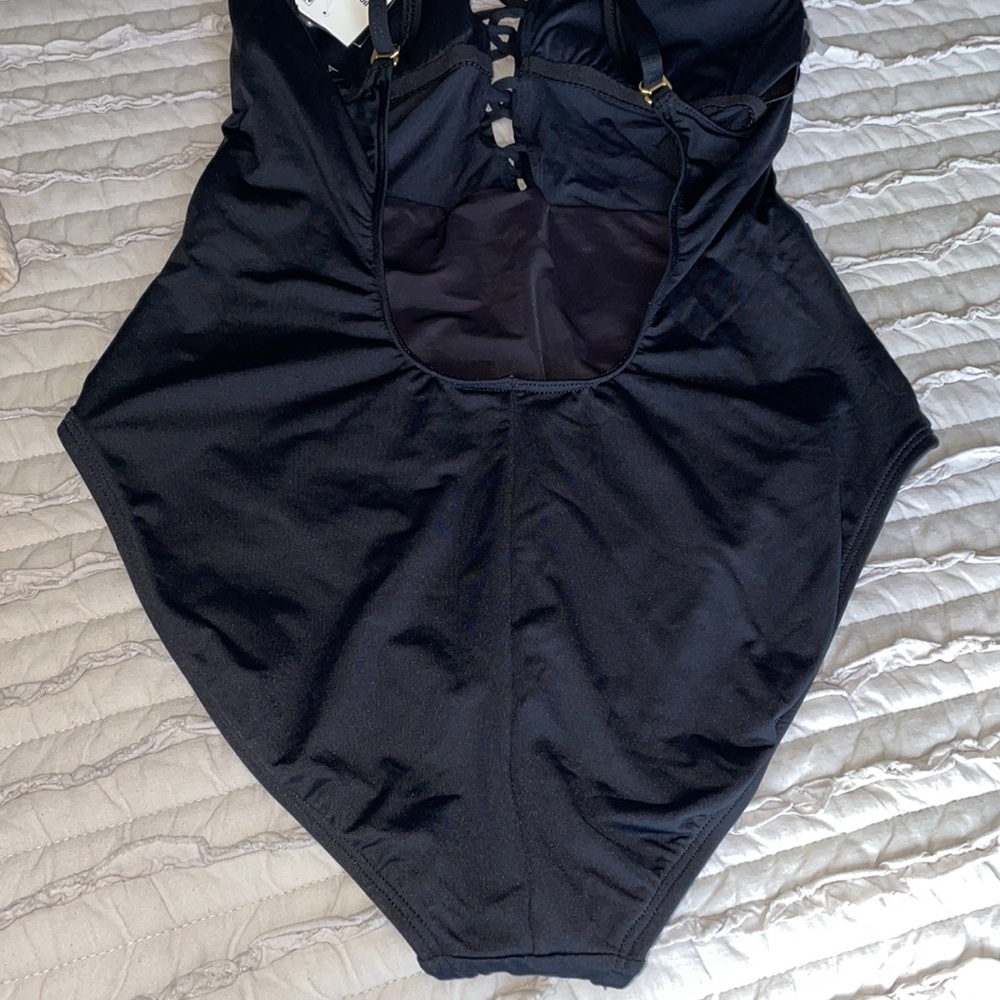 La Blanca One piece Black convertible straps Swimsuit . NEW with Tags  SZ 12 - Picture 11 of 11